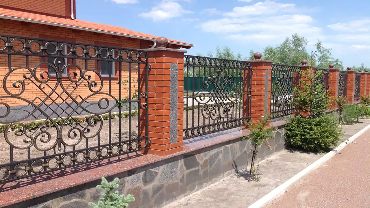 Firma gard din fier forjat in Bucuresti